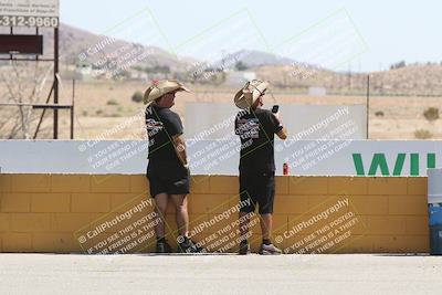 media/May-18-2022-Open Track Racing (Wed) [[f96b7d3cf4]]/Around the Pits/
